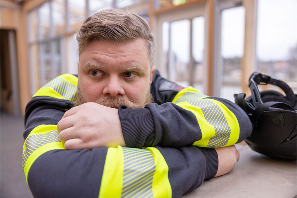 Anlita oss för tunga lyft utan skaderisk och erbjud dina medarbetare en säkrare arbetsplats.